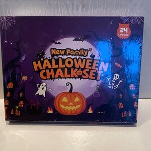 NIP New Family Halloween Dustless Chalk Set
